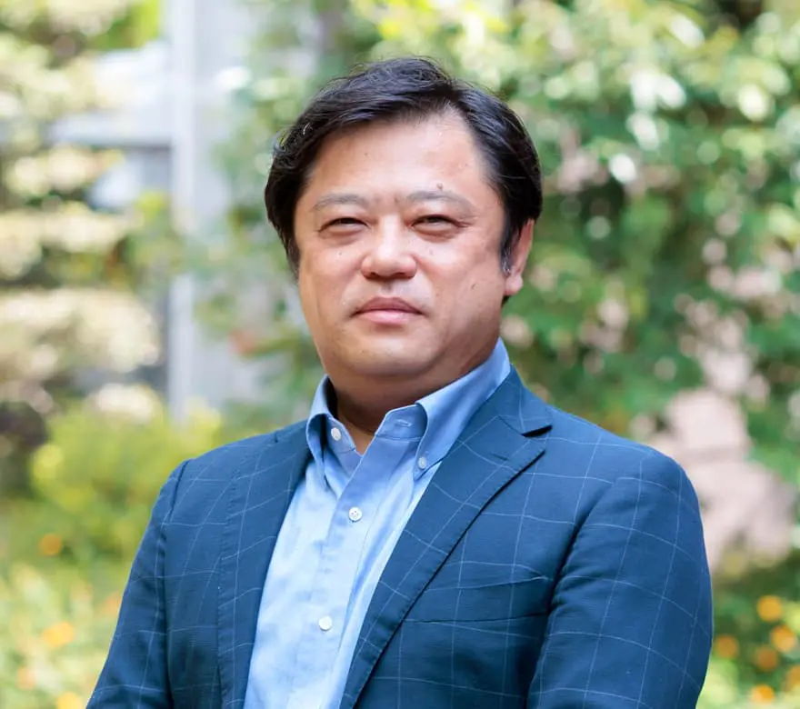 article-colorful-001-researcher.webp